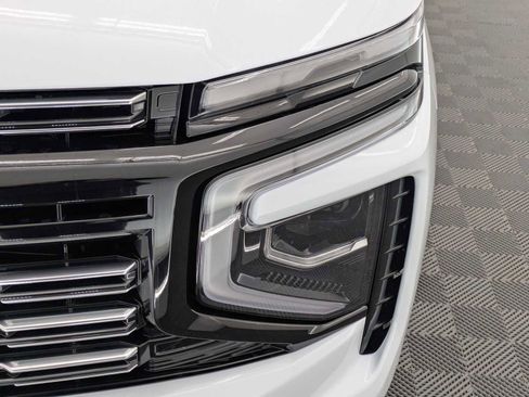 New 2026 Chevrolet Suburban High Country image 10