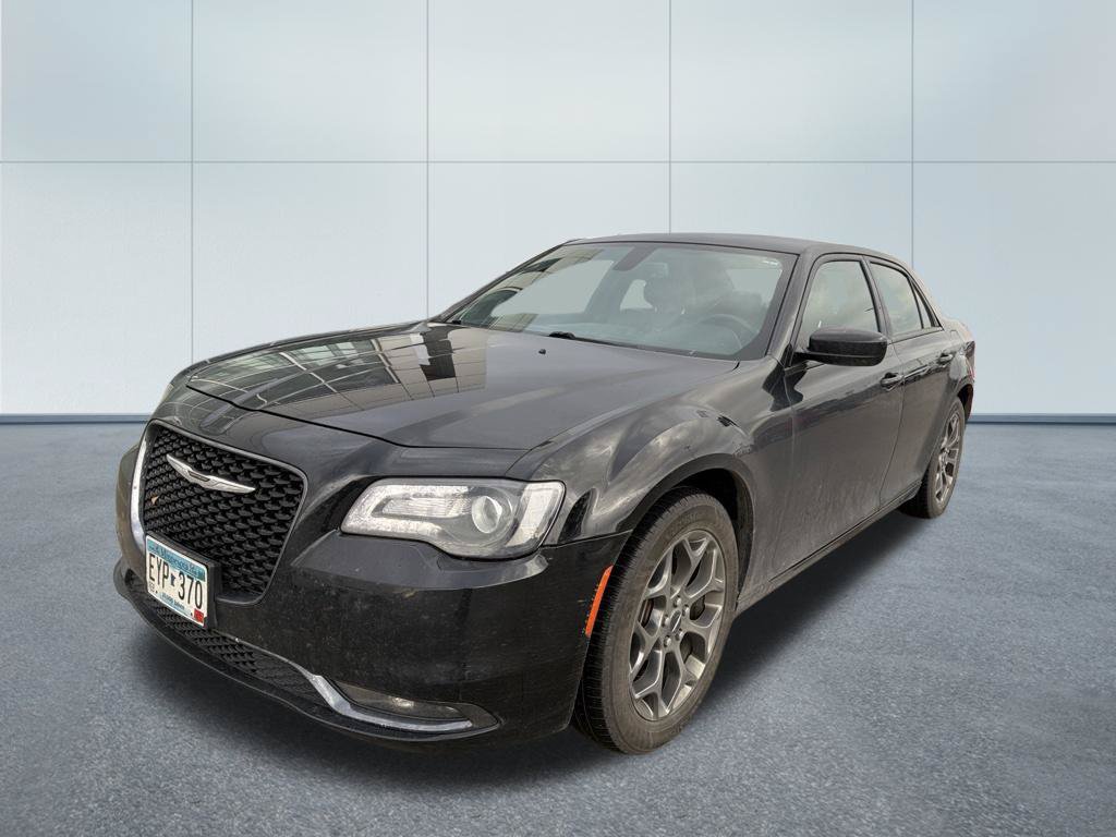 Used 2017 Chrysler 300 S AWD/4WD image 8