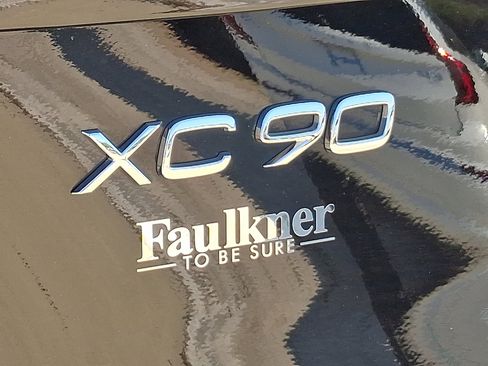 Certified 2024 Volvo XC90 B6 Plus w/ Protection Package image 34