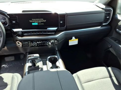 New 2026 Chevrolet Silverado 1500 RST AWD/4WD image 15