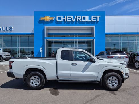 Used 2025 Nissan Frontier S AWD/4WD image 32