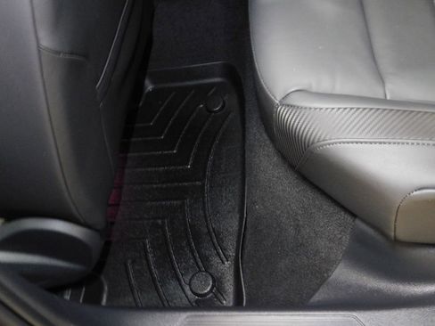 Used 2025 Volkswagen Golf R Black Edition image 79