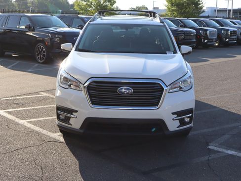 Used 2020 Subaru Ascent Limited w/ Technology Package AWD/4WD image 3