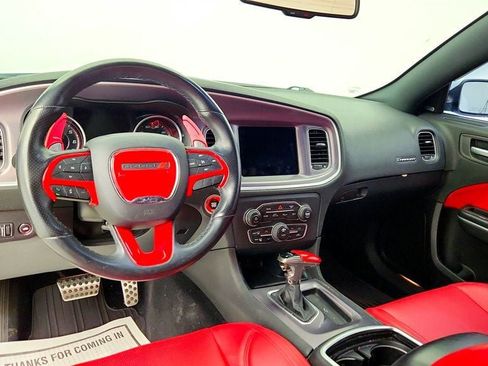 Used 2019 Dodge Charger GT image 12