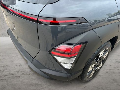 Used 2024 Hyundai Kona SEL w/ Convenience Package FWD image 22