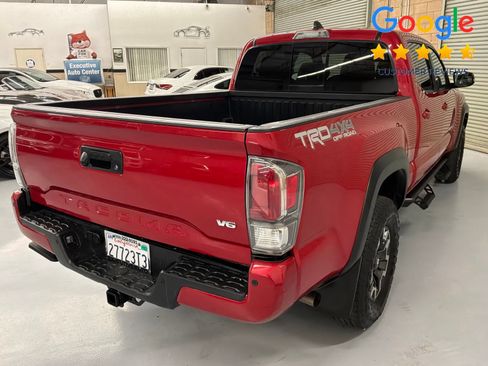 Used 2023 Toyota Tacoma TRD Off-Road w/ TRD Premium Off Road Package AWD/4WD image 5