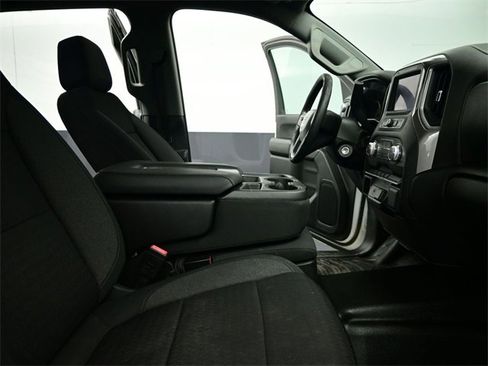 Used 2020 GMC Sierra 2500 4x4 Crew Cab w/ Convenience Package image 29