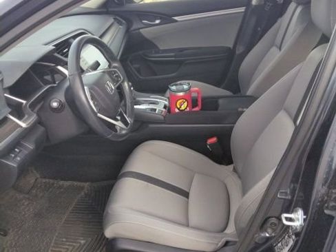 Used 2019 Honda Civic EX image 8