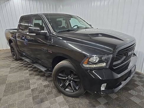 Used 2018 RAM 1500 Sport w/ Sport Premium Group image 7