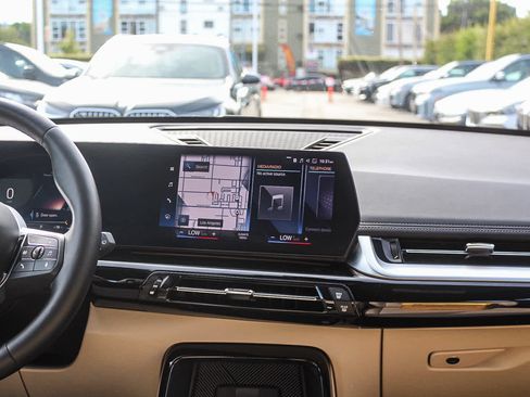 Used 2023 BMW X1 xDrive28i w/ Convenience Package image 13