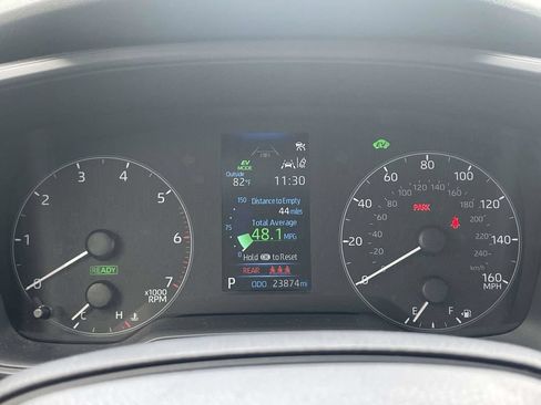 Used 2025 Toyota Corolla LE FWD image 21