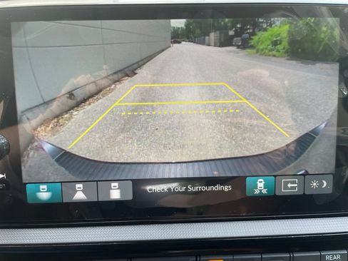 New 2026 Honda Odyssey Touring image 23