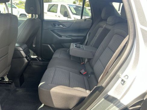 Used 2025 Chevrolet Equinox LT image 25