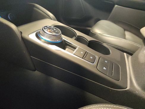 Used 2020 Ford Escape SEL image 26