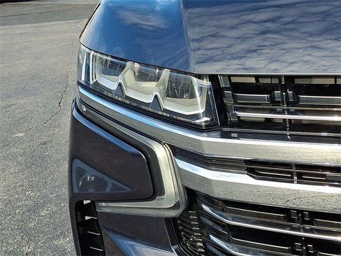 Certified 2023 Chevrolet Suburban LT image 11