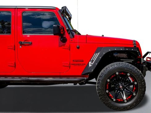 Used 2017 Jeep Wrangler Unlimited Sport w/ Connectivity Group image 7