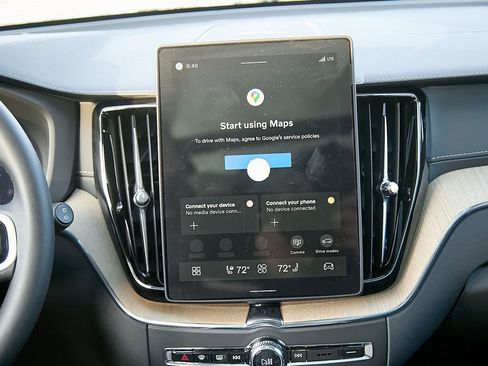 New 2026 Volvo XC60 B5 Ultra w/ Climate Package image 28