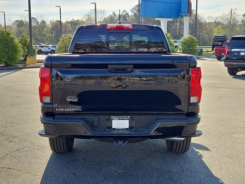 New 2026 Chevrolet Colorado W/T w/ WT Custom Package image 9