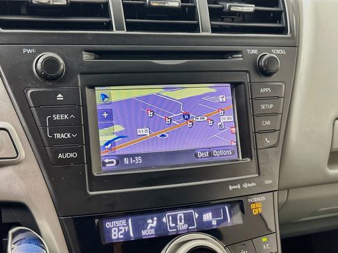 Used 2013 Toyota Prius V Five FWD image 21
