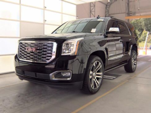 Used 2018 GMC Yukon Denali w/ Denali Ultimate Package RWD image 1