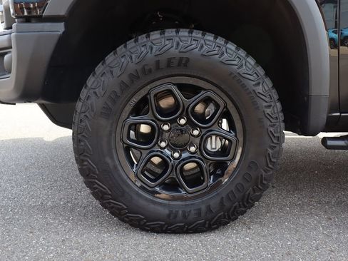 Certified 2024 Chevrolet Silverado 1500 ZR2 w/ ZR2 Bison Edition AWD/4WD image 29