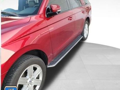 Used 2018 Ford Expedition XLT w/ Equipment Group 202A