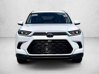 Used 2025 Toyota Grand Highlander FWD video 2