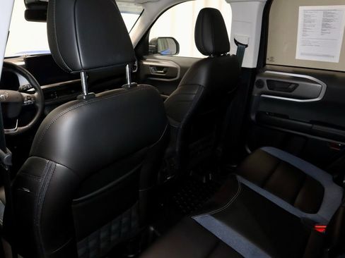 Certified 2025 Ford Bronco Sport Outer Banks w/ Outer Banks Tech Package+ AWD/4WD image 22