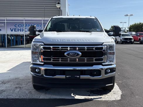 New 2026 Ford F350 XL w/ XL Chrome Package AWD/4WD image 8