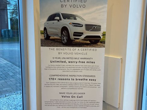 Certified 2022 Volvo S90 B6 Inscription w/ Advanced Package image 30