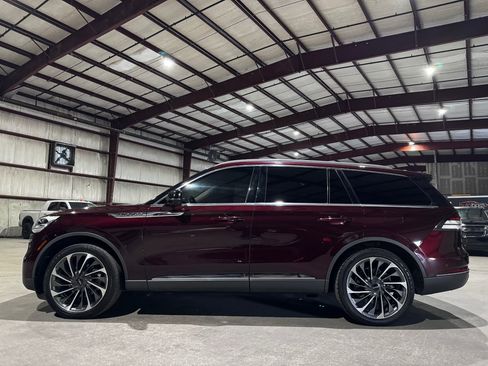 Used 2020 Lincoln Aviator Reserve w/ Equipment Group 202A AWD/4WD image 7