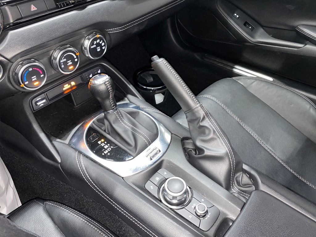 Certified 2024 MAZDA MX-5 Miata RF Grand Touring RWD image 21