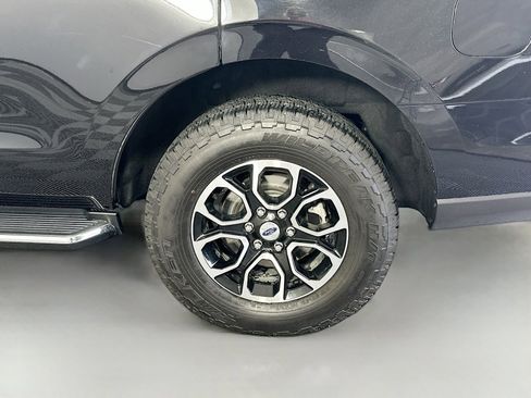 Used 2023 Ford Expedition XLT AWD/4WD image 33