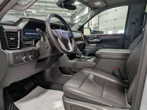 Used 2025 GMC Sierra 1500 Denali w/ Denali Reserve Package AWD/4WD image 15