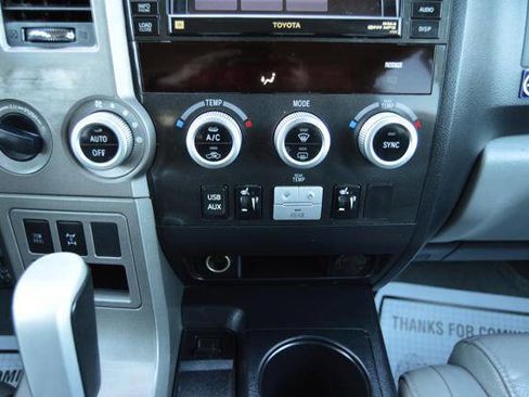 Used 2010 Toyota Sequoia Limited image 28