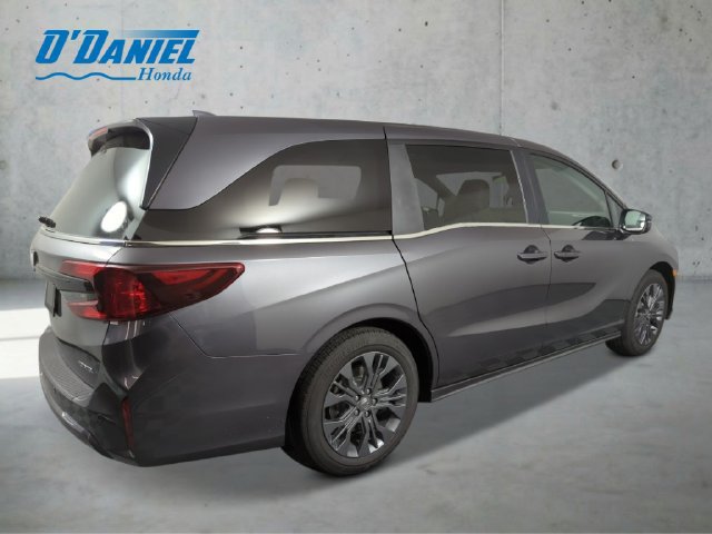 New 2027 Honda Odyssey Touring image 4