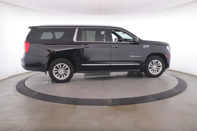 Used 2022 GMC Yukon XL Denali w/ Max Trailering Package AWD/4WD image 11