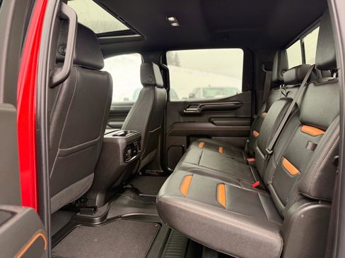 Used 2024 GMC Sierra 1500 AT4 w/ Technology Package image 25