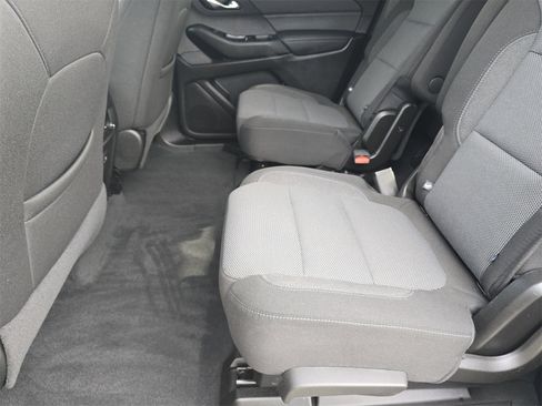 Certified 2023 Chevrolet Traverse LT image 16