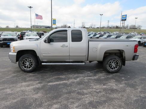 Used 2008 Chevrolet Silverado 2500 LTZ w/ Safety Package image 2