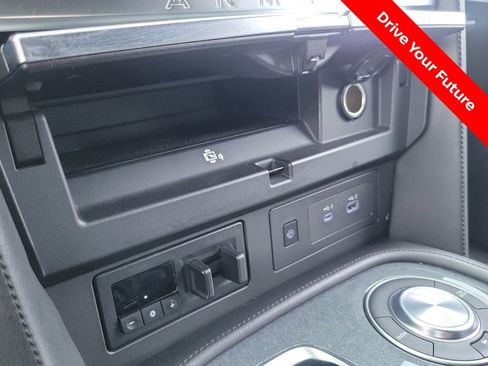 Certified 2021 Nissan Armada SL w/ Midnight Edition Package RWD image 12