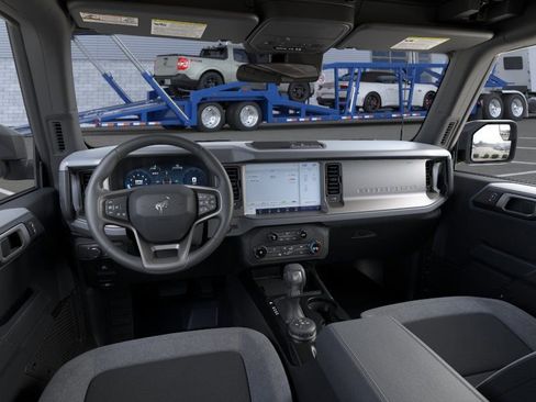 New 2026 Ford Bronco 4-Door AWD/4WD image 9