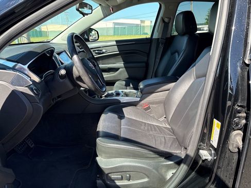 Used 2016 Cadillac SRX FWD image 12