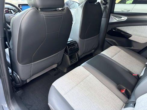 Used 2023 Volkswagen ID.4 Pro RWD image 29