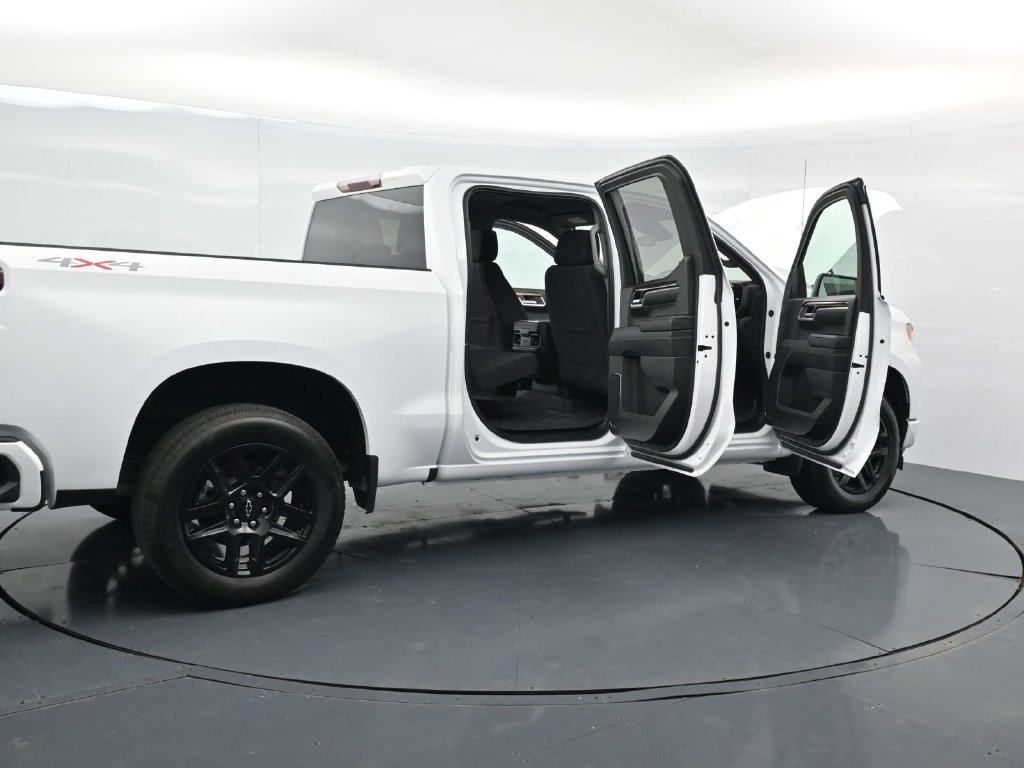 Used 2025 Chevrolet Silverado 1500 RST w/ LPO, Liner Protection Package AWD/4WD image 39
