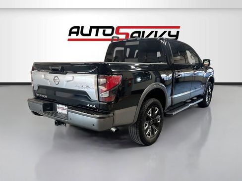 Used 2024 Nissan Titan Platinum Reserve w/ Moonroof Package image 7