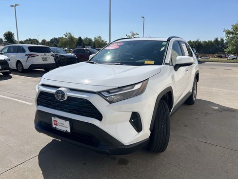 Certified 2024 Toyota RAV4 XLE w/ Convenience Package AWD/4WD image 3