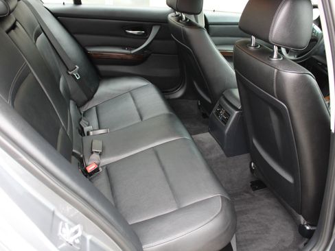 Used 2011 BMW 328i xDrive Sedan w/ Premium Pkg image 19