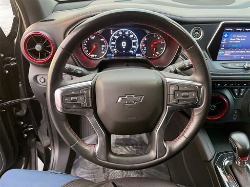 Used 2022 Chevrolet Blazer RS image 11
