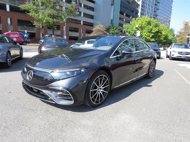 Used 2023 Mercedes-Benz EQS 580 4MATIC Sedan image 1